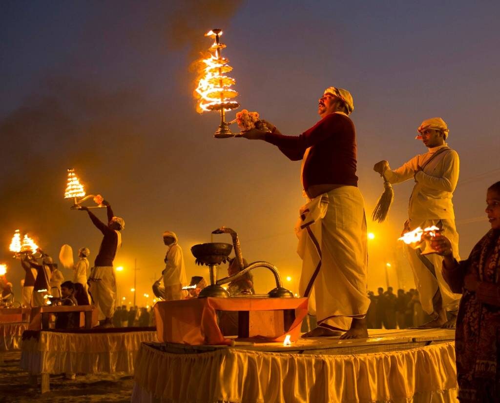 rishikesh-ganga-aarti-2 (1)